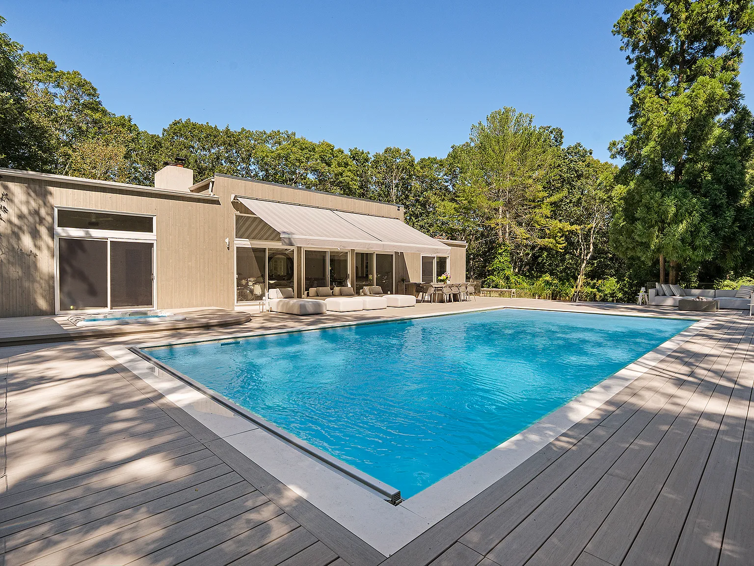 Luxe Amagansett Retreat: Tennis | Pool | Sauna | Hot Tub — Photo 3