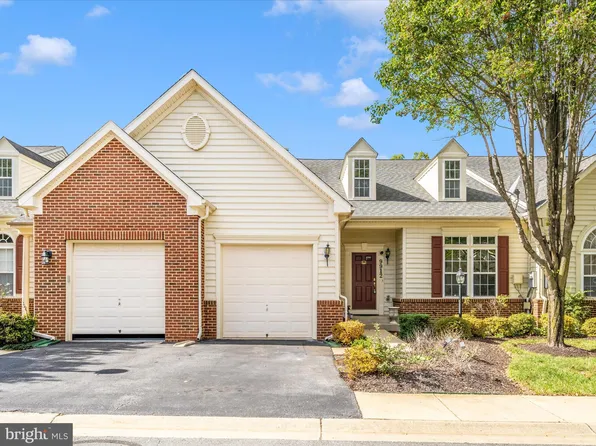 9912 Hillandale Way #12, Bowie, MD 20721