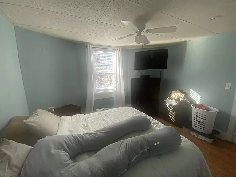 127 Cedar St #1 — Photo 4