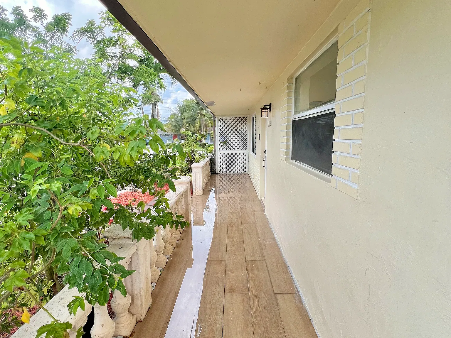 3 bed, 1271 sqft, $3,000 — Photo 1