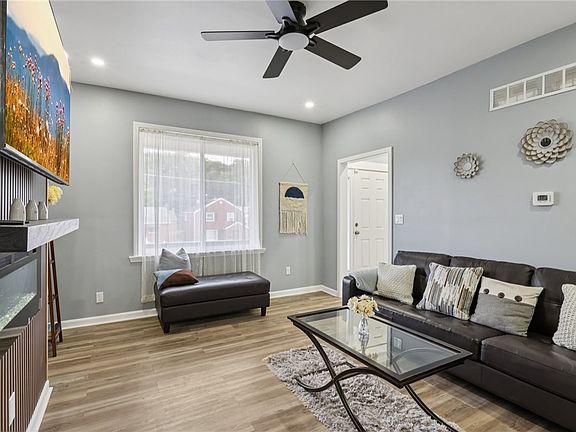 5th image of 1331 Oakdene St