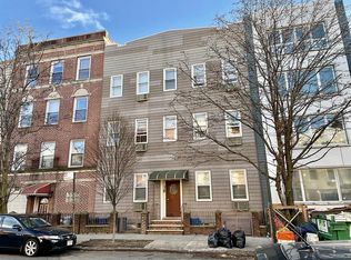 100 Jackson St #MF, Brooklyn, NY 11211
