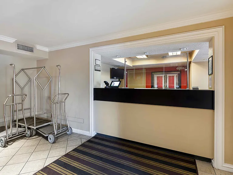 Lobby and Guest Check-in