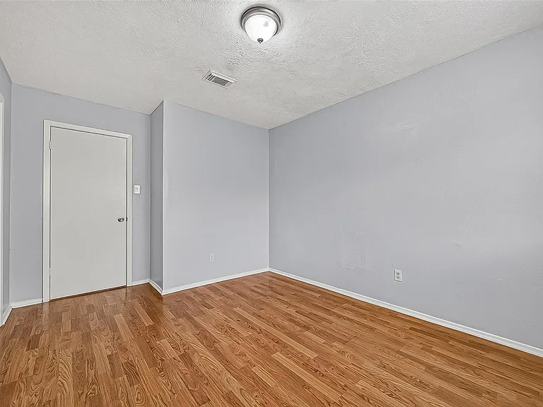 1606 Westfork Dr — Photo 23