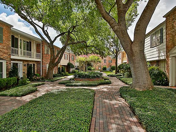 3rd image of 6414 Olympia Dr #129