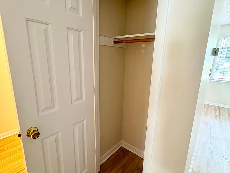 1100 Pine St #A — Photo 15