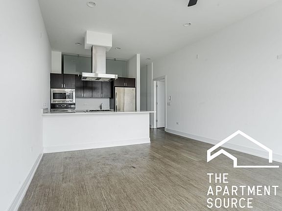 3rd image of 4738 N Kimball Ave #301