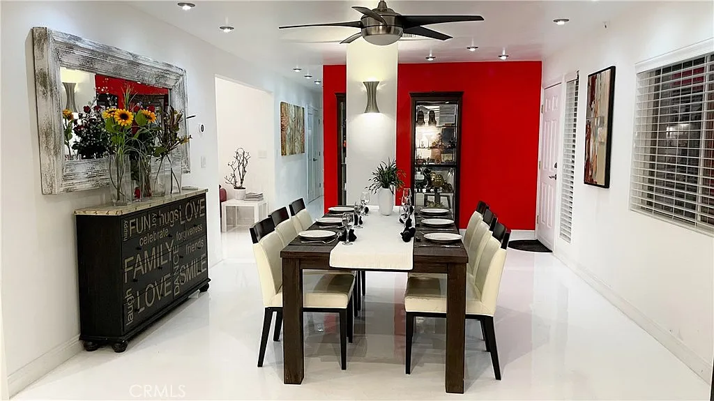 3 bed, 1732 sqft, $7,999 — Photo 4