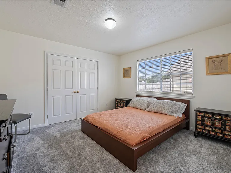 2060 Glencove Dr — Photo 22