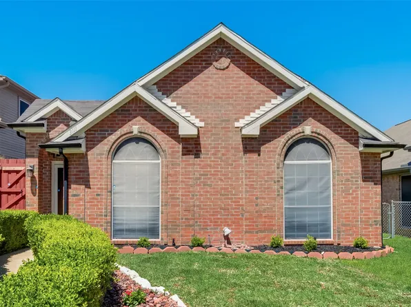3111 Sara Dr, Rowlett, TX 75088