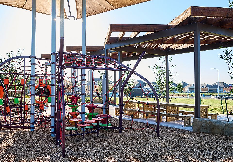 Vida Amenity Playground 1of2