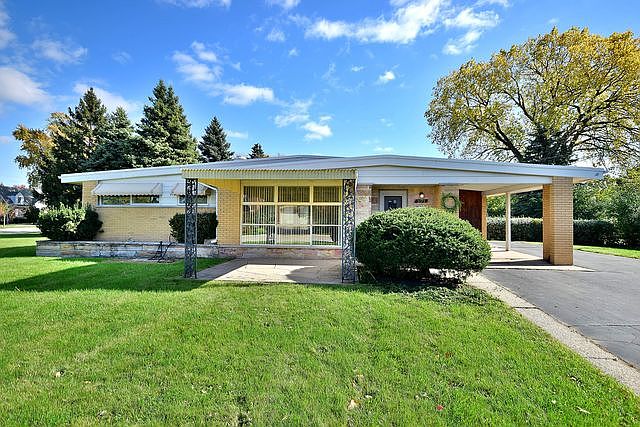 1st image of 7849 W Foster Ave