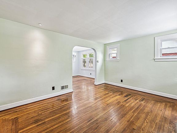 5th image of 6405 Heitzler Ave