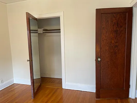 Rented by R New York | media 10