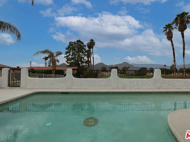 76983 California Dr — Photo 2