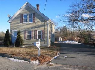 9 Plymouth Rd, Wareham, MA 02571