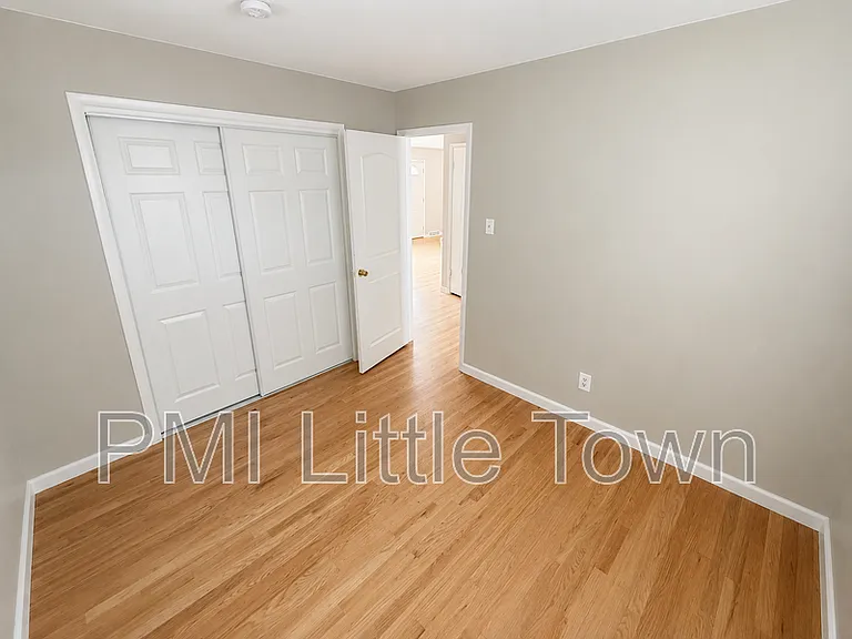 5561 S Cedar St — Photo 24
