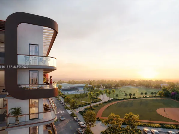 218 SE 7th St #612A, Hallandale Beach, FL 33009