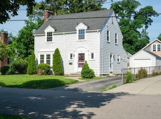 45 Whitcomb Rd, Riverside, RI 02915