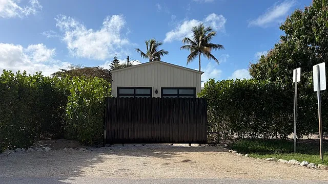10180 Vanderbilt Dr — Photo 8