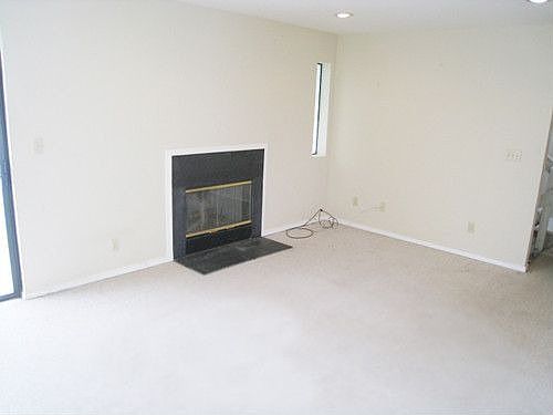 2nd image of 119 Rosa Flora Cir