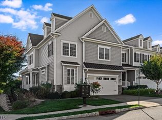 69 Aspen Dr, Cedar Grove Twp., NJ 07009