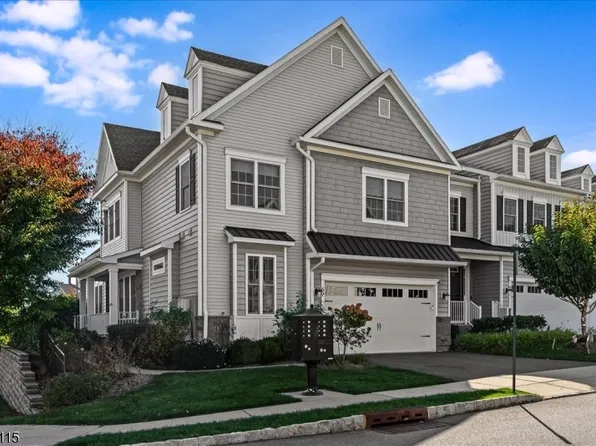 69 Aspen Dr, Cedar Grove Twp., NJ 07009