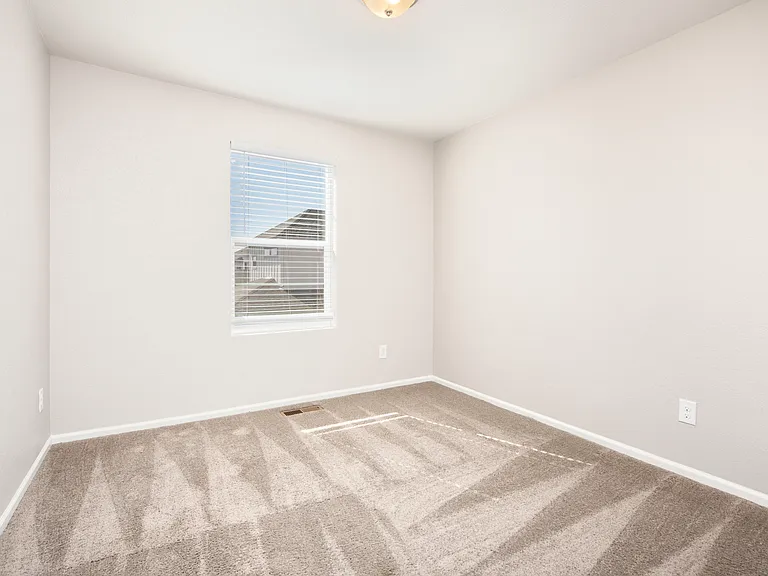 5725 N Hanover St — Photo 11
