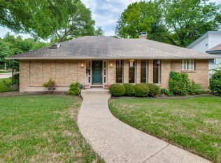 8220 Coolgreene Dr, Dallas, TX 75228