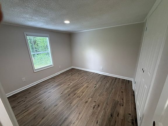 4th image of 1117 Owens Rd #13