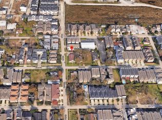 5534 Kiam St, Houston, TX 77007