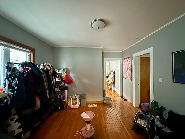 35 Montfern Ave #2 — Photo 7