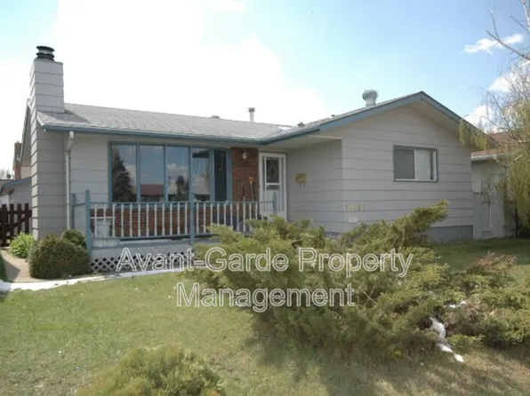 12243 142nd Ave NW #Basement, Edmonton, AB T5X 3S2