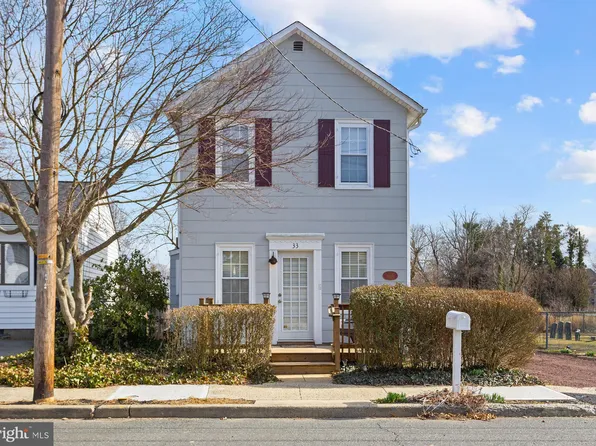 33 Hamilton St, Allentown, NJ 08501