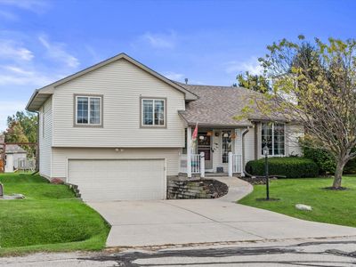 10150 South Windsor DRIVE, Oak Creek, WI, 53154