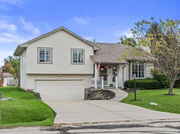 10150 South Windsor DRIVE, Oak Creek, WI 53154