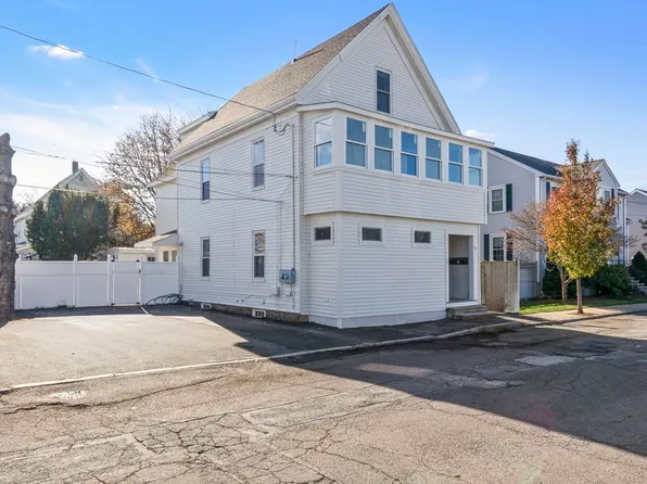 19 Cushing St, Salem, MA 01970