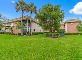 40 Vista Gardens Trl APT 203, Vero Beach, FL 32962