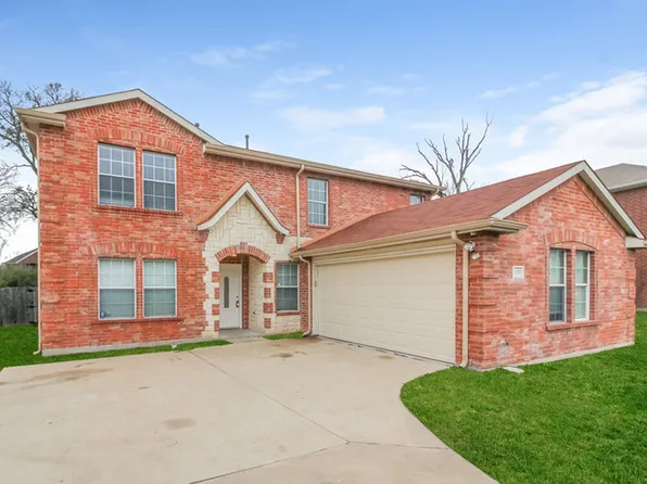 1325 Forest Crk, Desoto, TX 75115