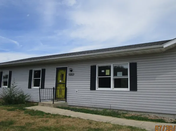 11915 238th St W, Illinois City, IL 61259