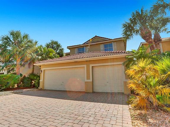 2nd image of 5364 SW 38th Ave #5364