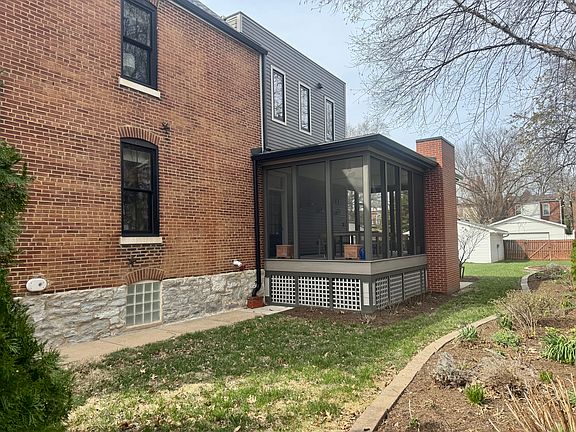 3rd image of 3957 Juniata St