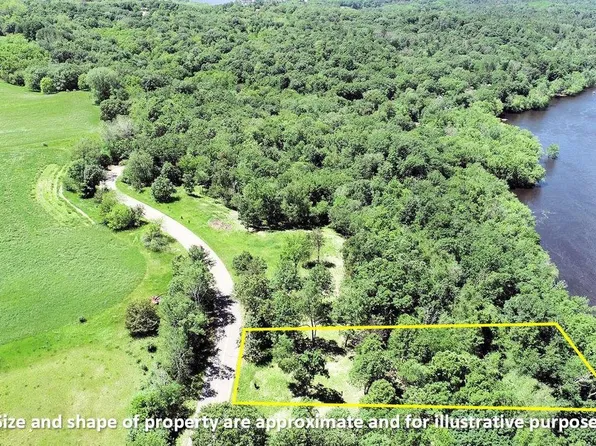 L23 Hillside Drive #23, Wisconsin Dells, WI 53965