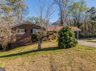 761 Caron Cir NW, Atlanta, GA 30318