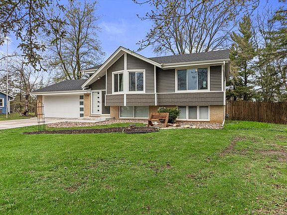 4th image of 5748 Sandy LANE