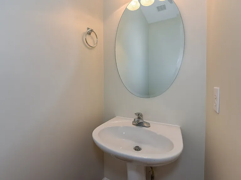 1448 Jeter Way — Photo 16