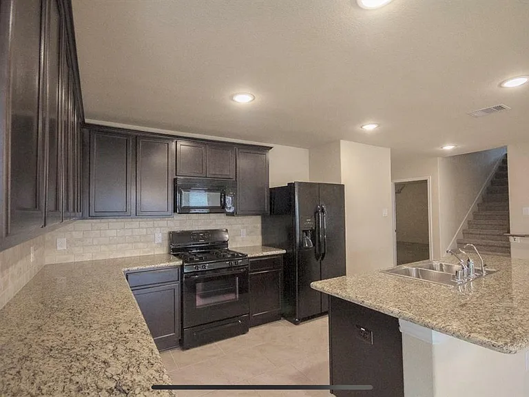 17603 Rose Summit Ln — Photo 10