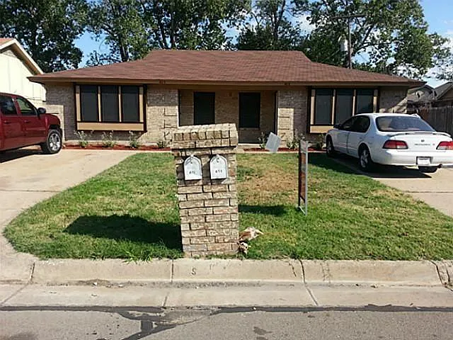 411 Matt Ln — Photo 6