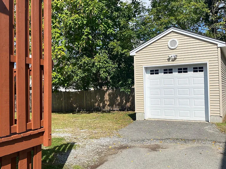 50 Carey Ave #A — Photo 12
