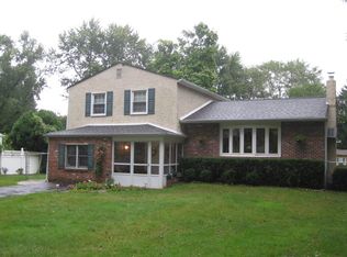 31 Wren Dr, Holland, PA 18966